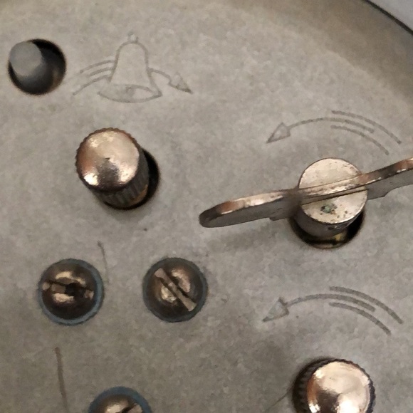 Vintage Fossil alarm clock - Picture 14 of 16